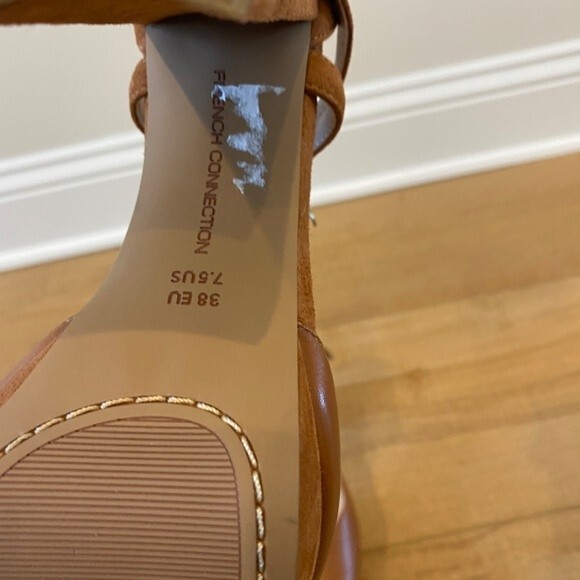 NWOT French Connection Heels - Picture 3 of 5